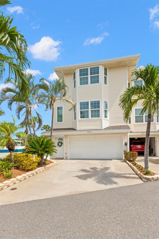 Building Photo - 9201 Captiva Cir