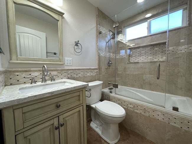 Building Photo - 4611 Harrison St