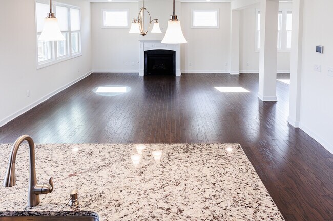 Building Photo - 1435 Tinos Overlook Way