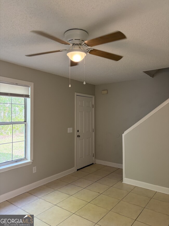 Building Photo - 724 Morningside Ln