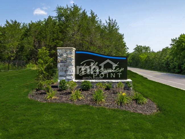 Building Photo - 429 Bluewater Dr