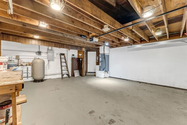 Building Photo - 6275 SW 123rd Terrace