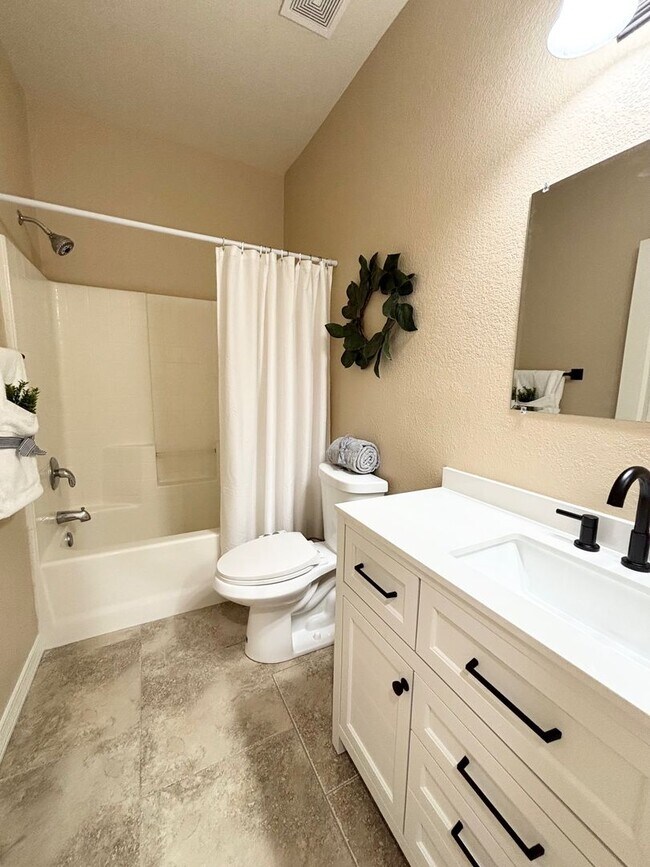 Building Photo - Single Level San Tan Valley Home