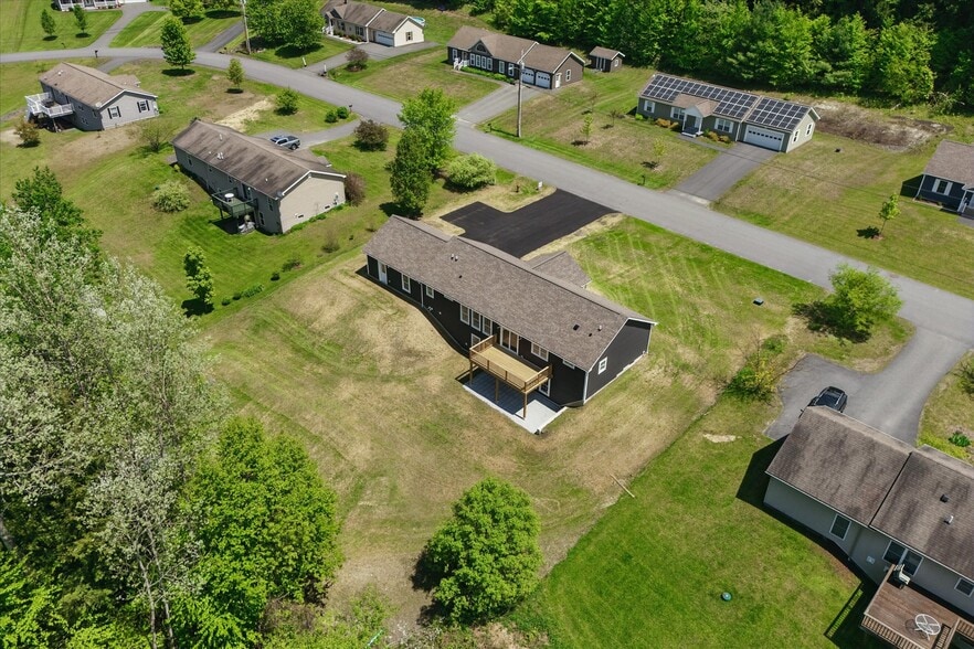 Building Photo - 542 Partridge Farm Rd