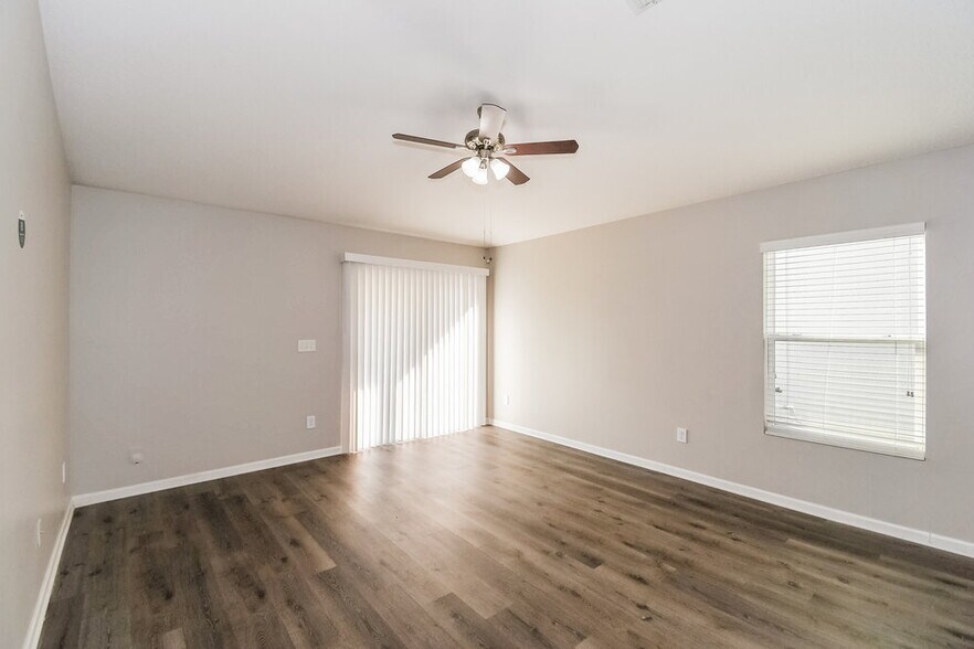 Building Photo - 133 N Aberdeenshire Dr