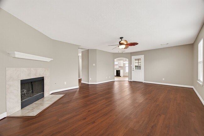 Building Photo - 1411 Heathcote Ln