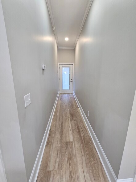 Building Photo - 621 Hadley Ct