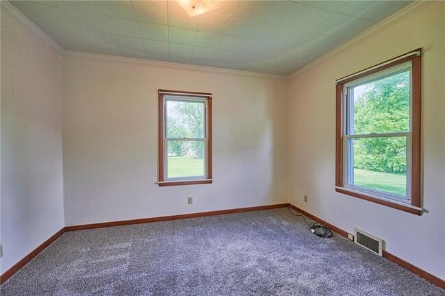 Building Photo - 105 Howard Derrick Ln