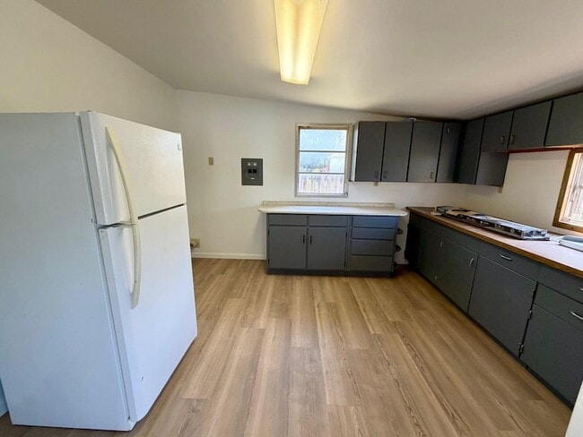 Building Photo - 2689 Stricklands Ln