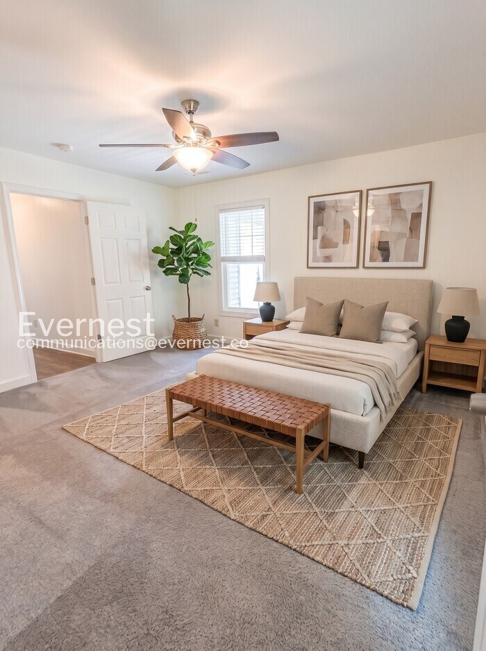 Building Photo - 2280 Aurelia Ct