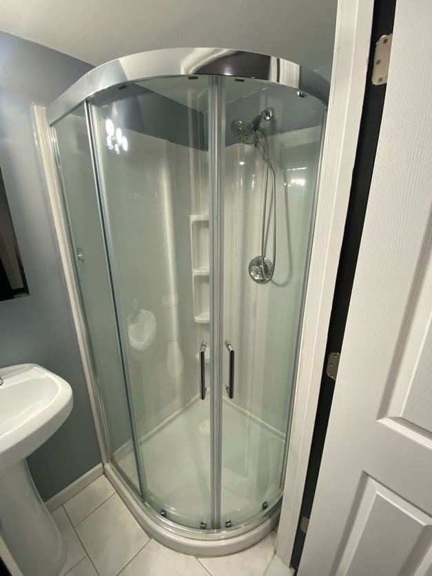 Building Photo - 8446 Willow Glen Ct