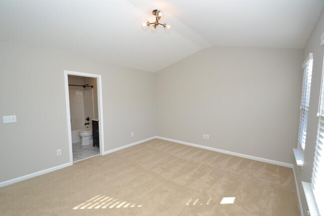 Building Photo - 701 Sutter Gate Ln