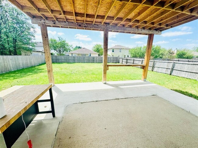 Building Photo - 303 Wegstrom St