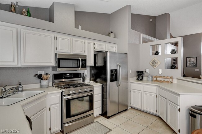 Building Photo - 1147 Overture Dr