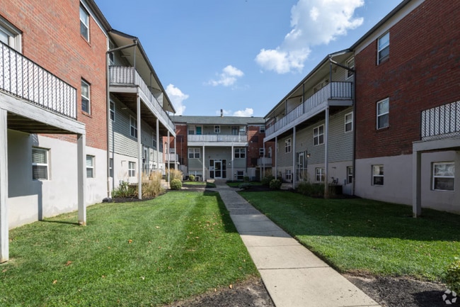 Building Photo - 3241 Hulmeville Rd