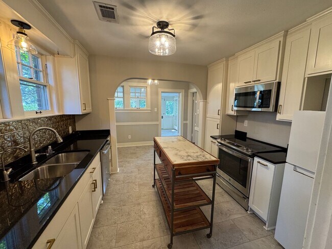 Building Photo - Contact Chad Taylor 501-231-7612