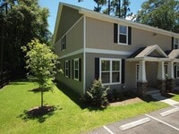 Building Photo - 1520 High Rd