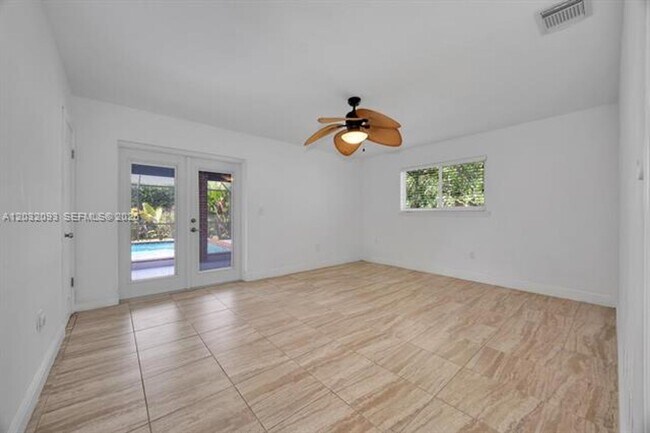 Building Photo - 13720 SW 74th Ct