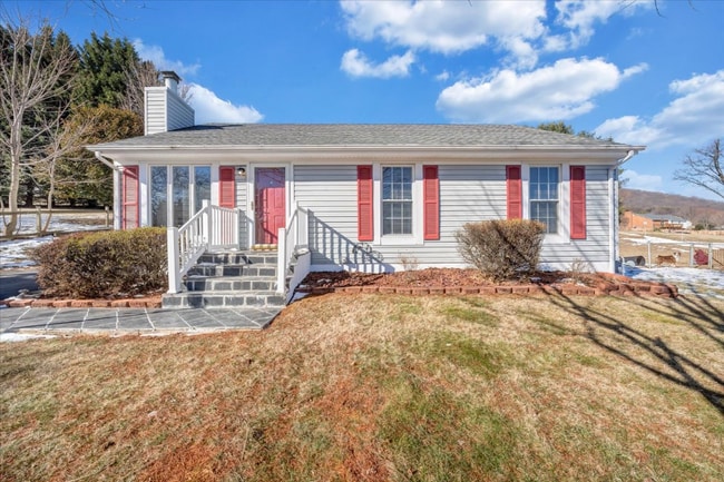 Building Photo - 518 Hillview Dr