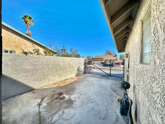 Building Photo - 4067 Arrowood Dr