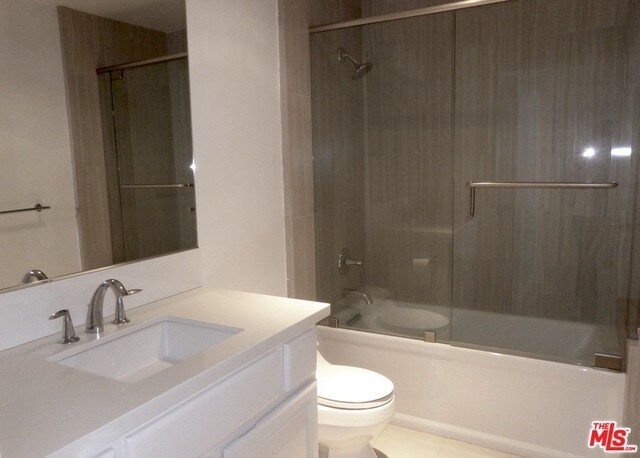 Building Photo - 1211 Sunset Plaza Dr