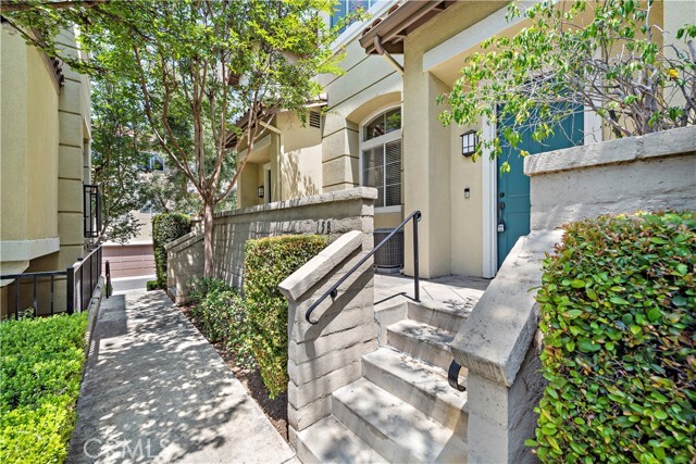 Building Photo - 158 N Brea Blvd
