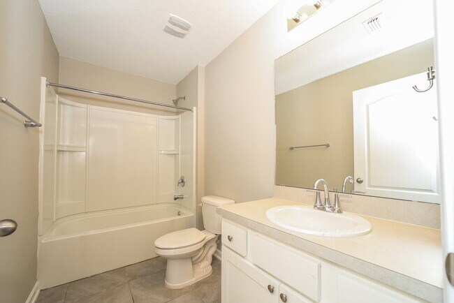 Building Photo - 86106 Railway Pl