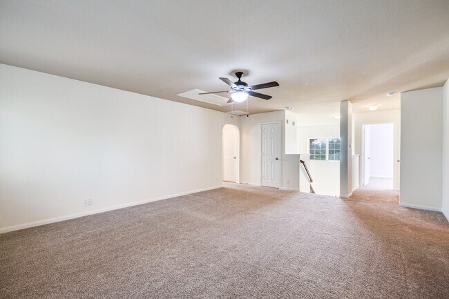 Building Photo - 503 Wildgrove Ln