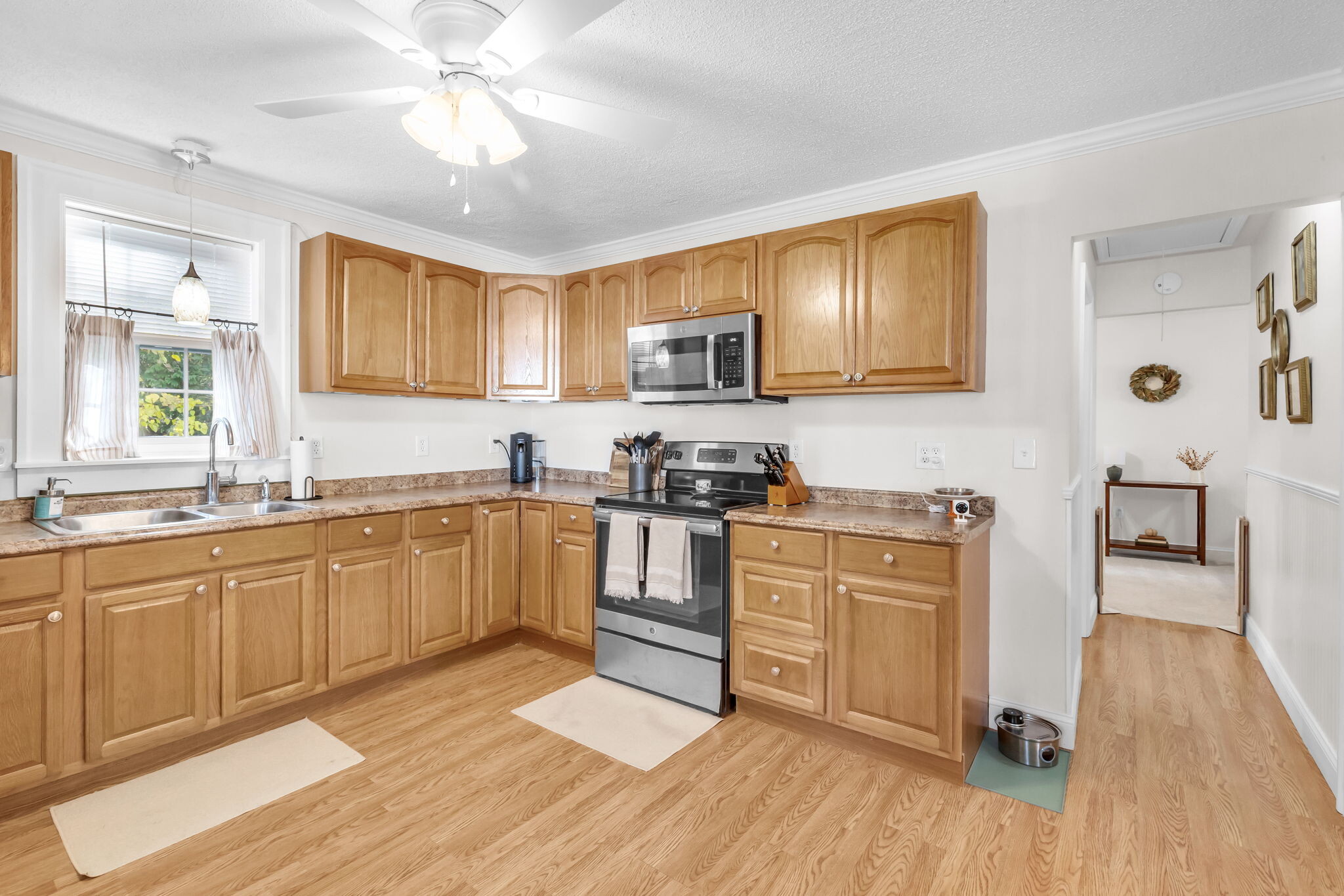 Building Photo - 36 Kulig St