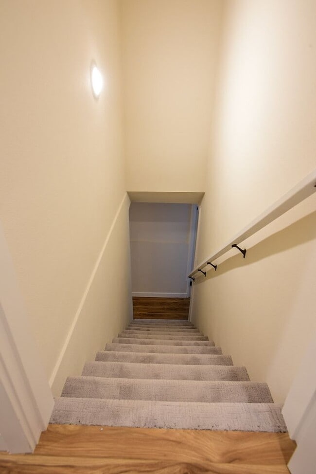 Building Photo - Beautiful 4 bedroom home in Ballard