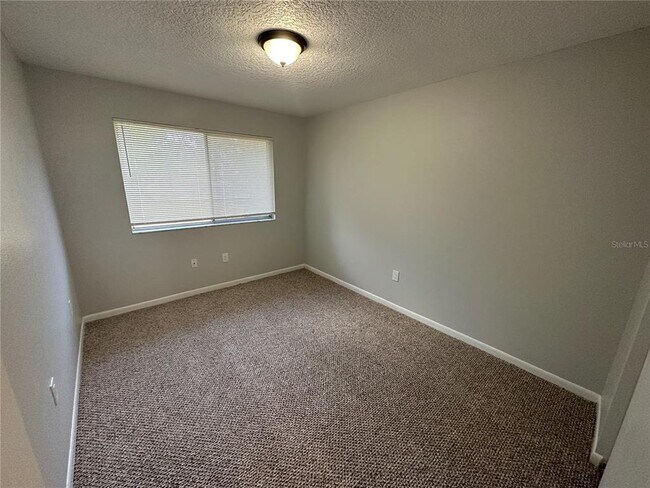 Building Photo - 1835 Bough Ave