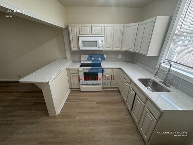 Building Photo - 3445 N 18th St