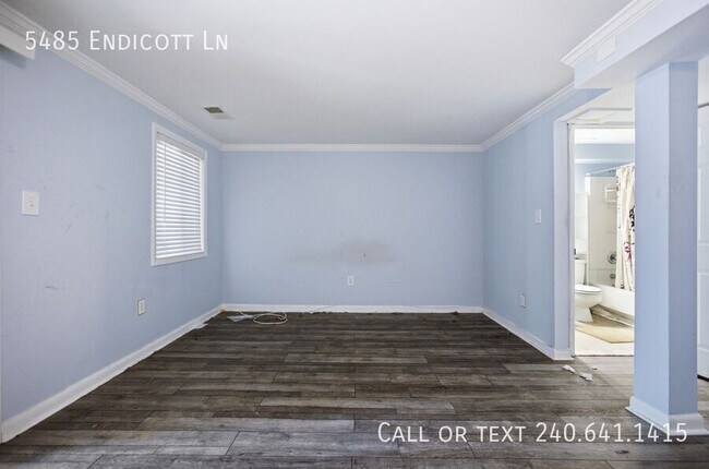 Building Photo - 5485 Endicott Ln