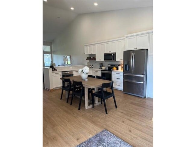 Building Photo - 3933 93rd Ave N