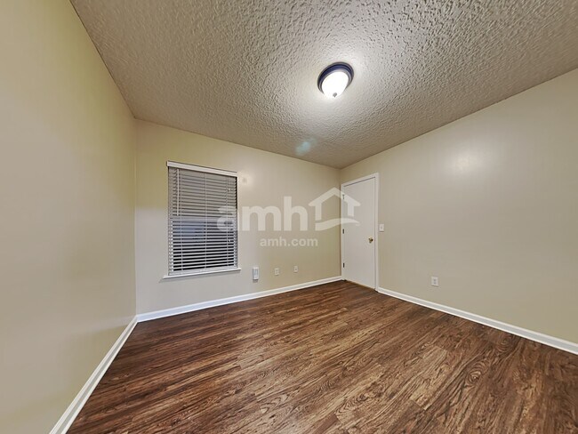 Building Photo - 86336 Augustus Ave