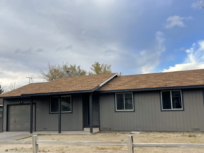 Primary Photo - 3815 Petrel Ct