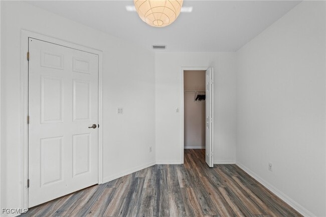 Building Photo - 2613 39th St SW