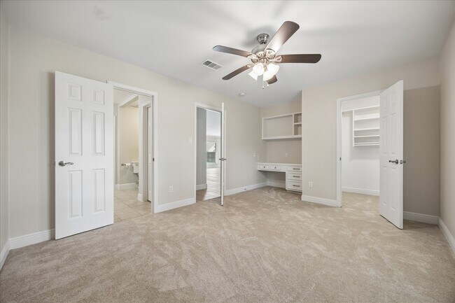 Building Photo - 12427 Brandywyne Dr