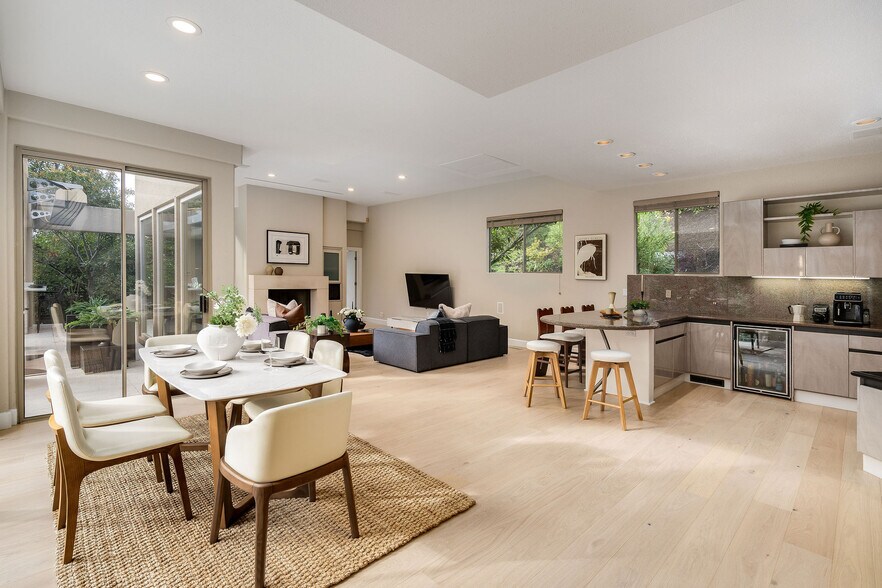 Building Photo - 4257 Golden Oak Ct