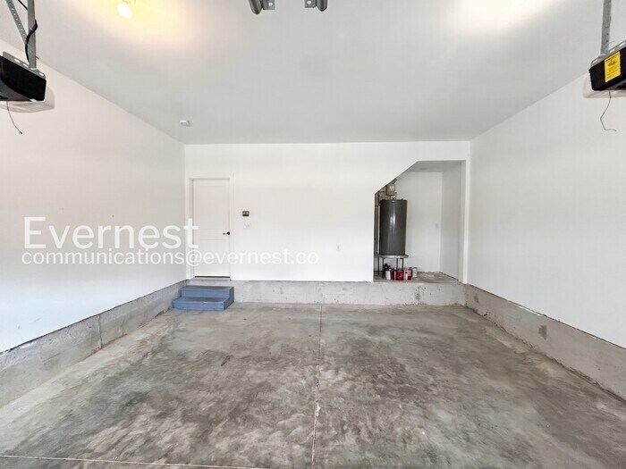 Building Photo - 252 Tanglewood Ln