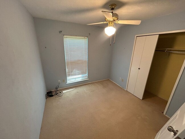 Building Photo - 4908 Wagner Dr