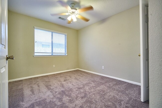 Building Photo - 13410 Ryan Landing Dr