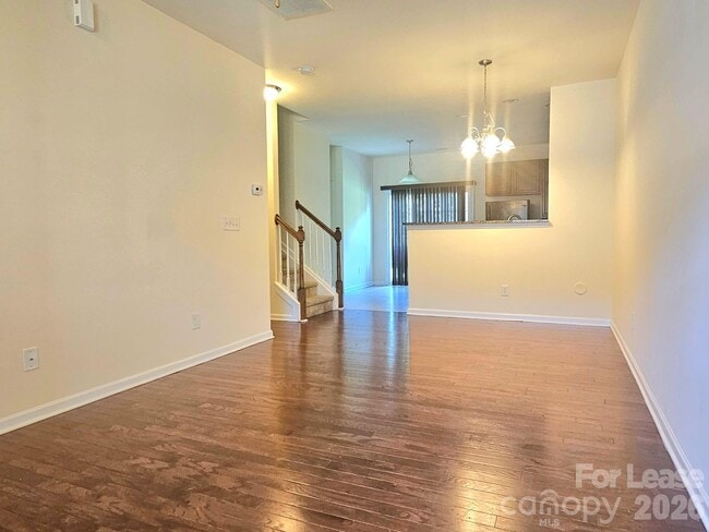 Building Photo - 2530 Madeline Meadow Dr
