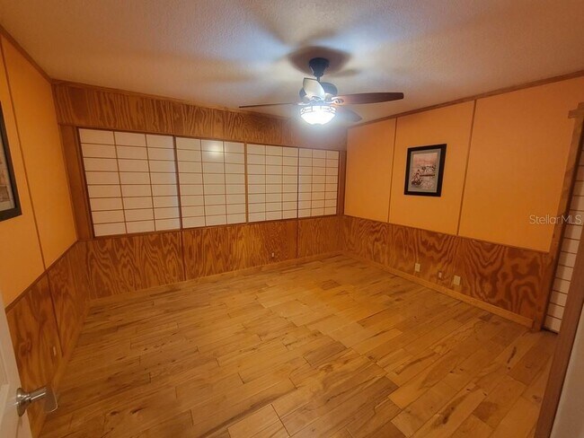 Building Photo - 1130 Anclote Rd