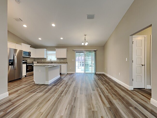 Building Photo - 7292 N Gibralter Dr