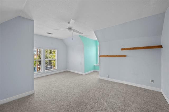 Building Photo - 420 E 9th St