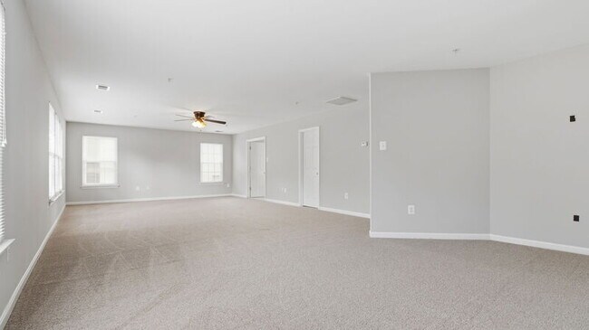 Building Photo - 12607 Piscataway Landing Dr