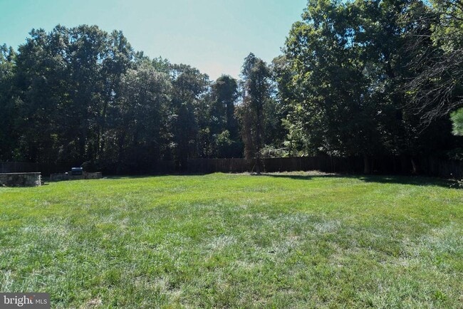 Building Photo - 8012 Wingate Dr