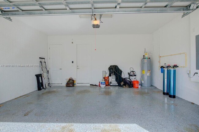 Building Photo - 11849 SW 13th St