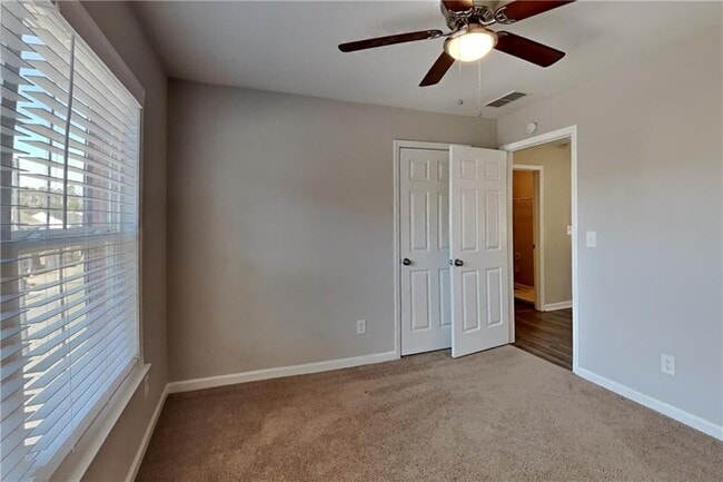 Building Photo - 3370 Spindletop Dr NW